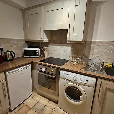 Temple Bar 1 Bedroom Apartment-sleep 4 شقة